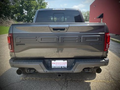 Used 2017 Ford F150 Raptor w/ Equipment Group 802A Luxury AWD/4WD image 4
