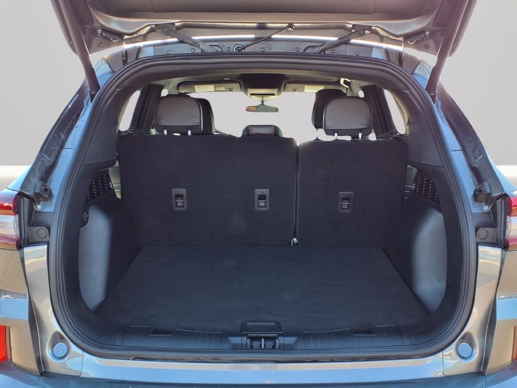 Used 2024 Ford Escape ST-Line w/ Tech Pack #1 AWD/4WD image 10