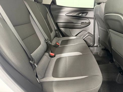 Used 2025 Chevrolet TrailBlazer LT AWD/4WD image 26