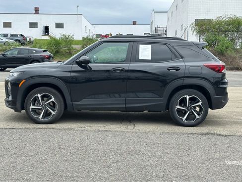 Used 2023 Chevrolet TrailBlazer RS w/ Sun and Liftgate Package image 4