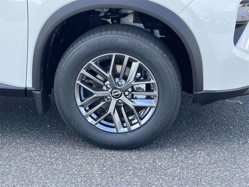 New 2026 Nissan Rogue S image 7