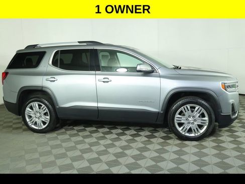 Used 2023 GMC Acadia SLE w/ Driver Convenience Package image 2