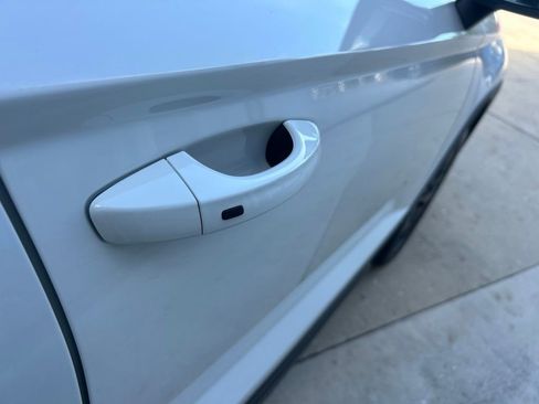 New 2026 Volkswagen Taos SE image 31