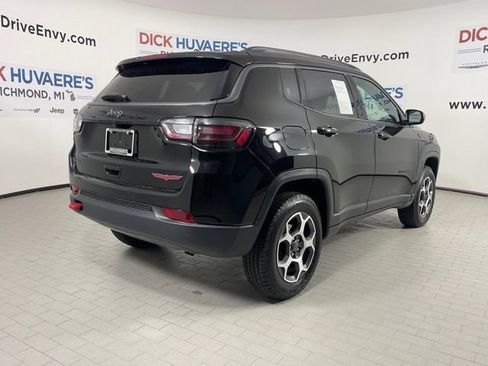 Used 2022 Jeep Compass Trailhawk w/ Trailhawk Elite Group AWD/4WD image 5