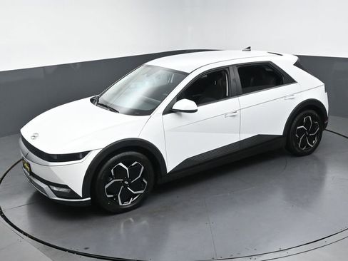 Used 2023 Hyundai Ioniq 5 SE AWD/4WD image 42