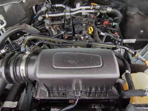 Certified 2022 Ford Explorer XLT w/ Equipment Group 202A image 14