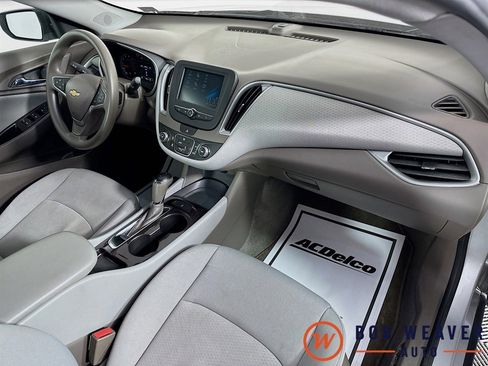 Used 2017 Chevrolet Malibu LS image 29