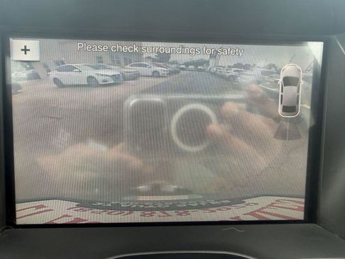 Used 2017 Ford Escape SE FWD image 17