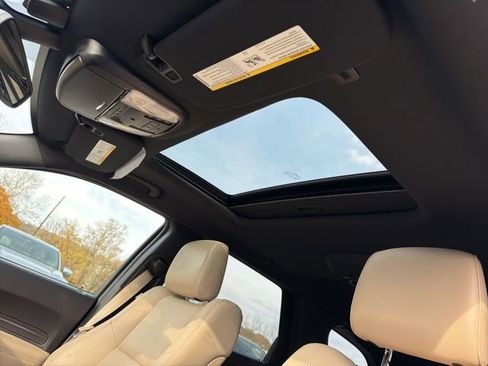 Used 2022 Dodge Durango GT image 14