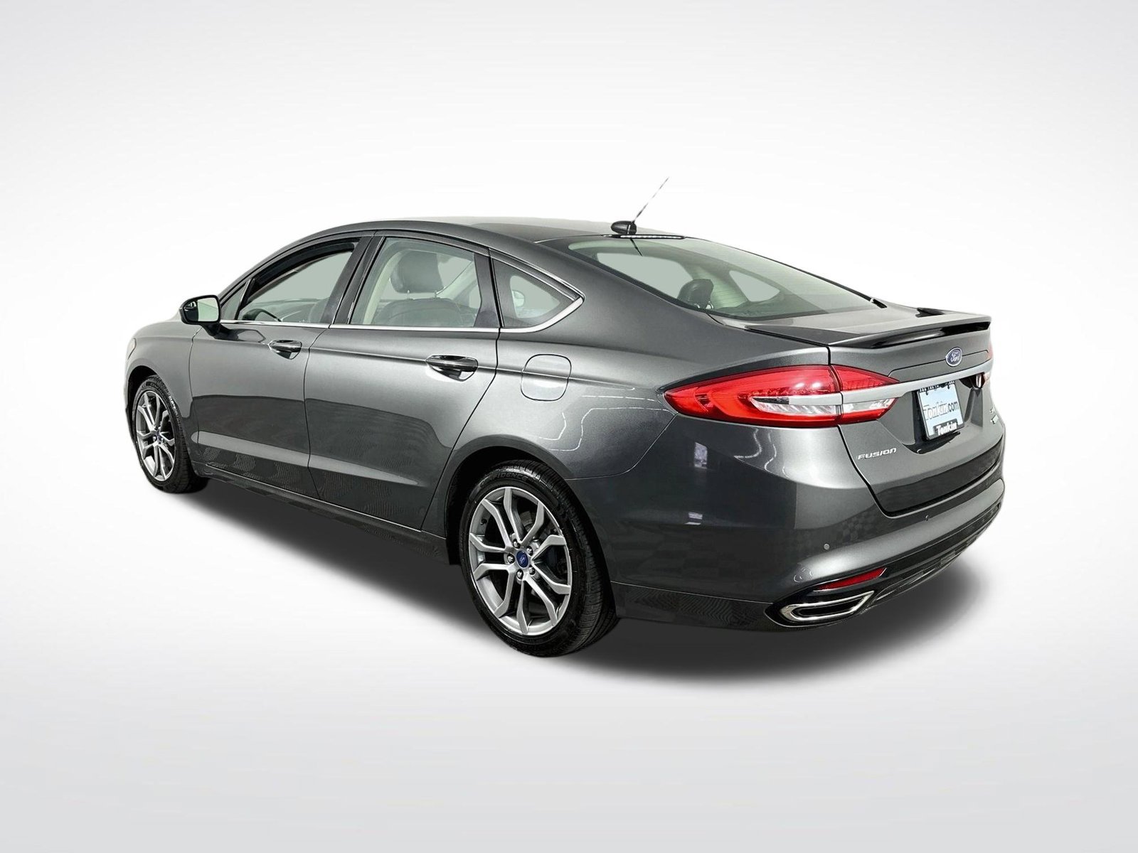 Used 2017 Ford Fusion SE w/ Equipment Group 201A FWD image 6