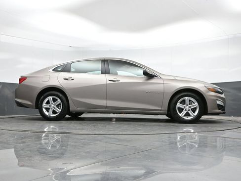 Used 2024 Chevrolet Malibu LT FWD image 43