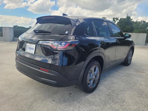 New 2026 Honda HR-V LX image 6