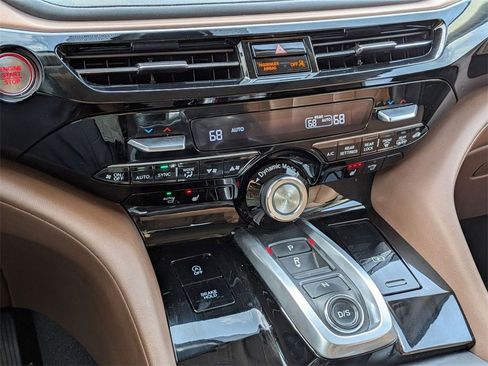 Used 2023 Acura MDX SH-AWD w/ Technology Package image 17