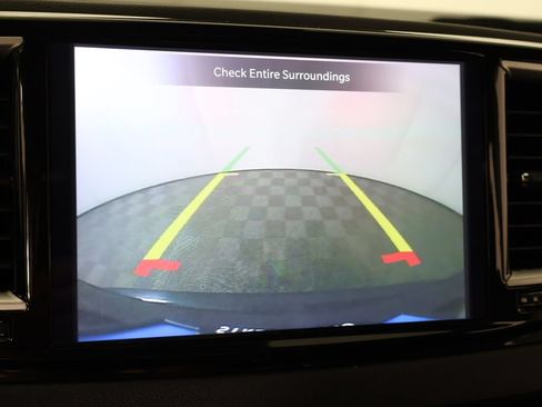 Used 2024 Chrysler Pacifica Touring-L FWD image 50