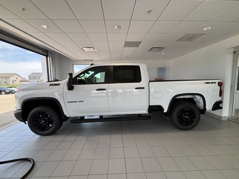 New 2026 Chevrolet Silverado 2500 Custom w/ Custom Value Package AWD/4WD image 3