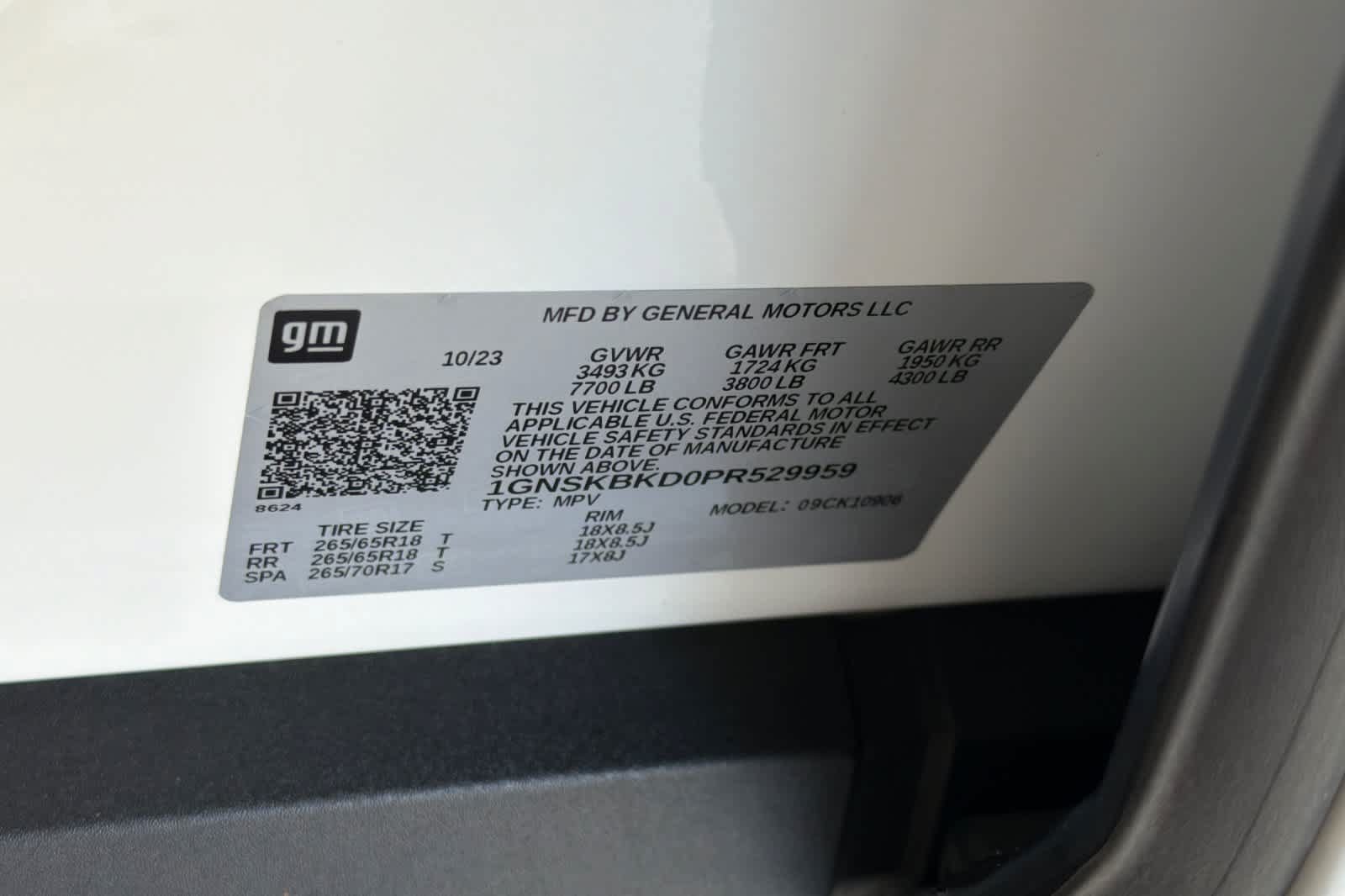 Used 2023 Chevrolet Suburban LS w/ Max Trailering Package AWD/4WD image 33