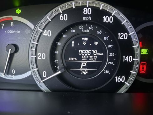 Used 2016 Honda Accord LX image 3