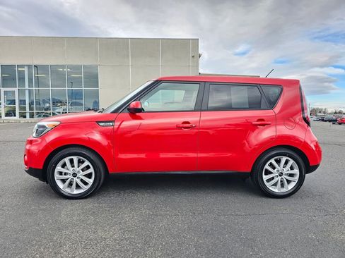 Used 2019 Kia Soul + w/ Audio Package image 3