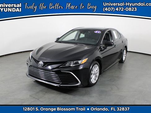 Used 2021 Toyota Camry LE FWD image 1