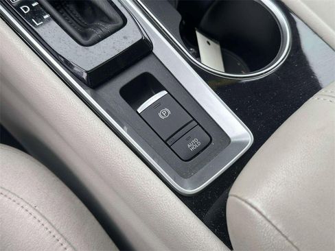 Used 2020 Nissan Altima 2.5 SV image 31