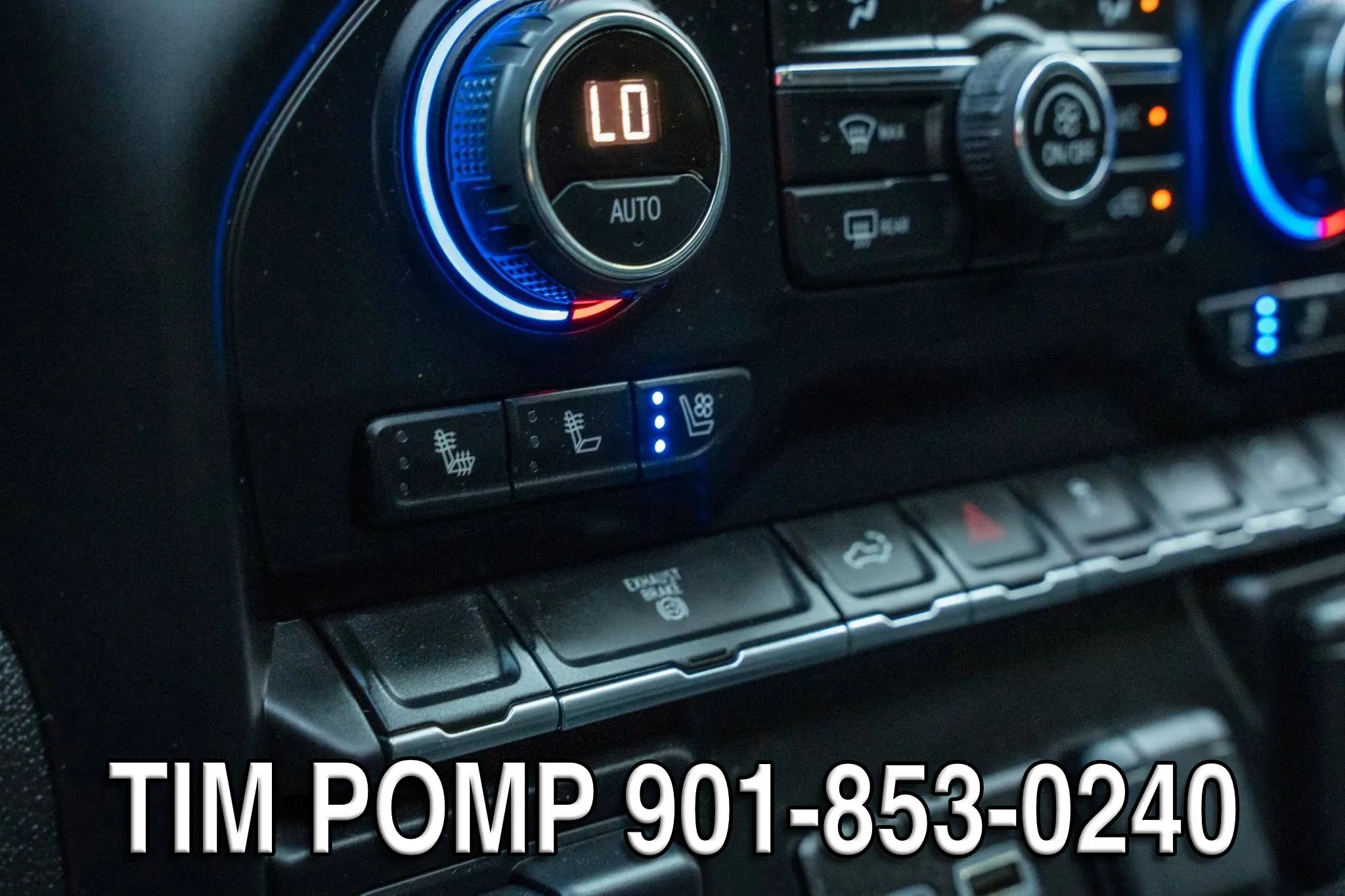 Used 2021 Chevrolet Silverado 2500 LTZ AWD/4WD image 23