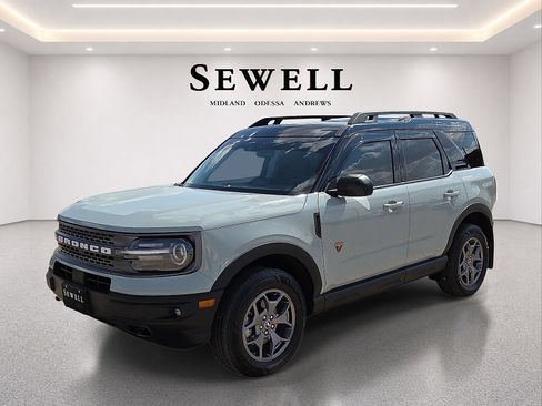 Used 2024 Ford Bronco Sport Badlands w/ Premium Package AWD/4WD image 1