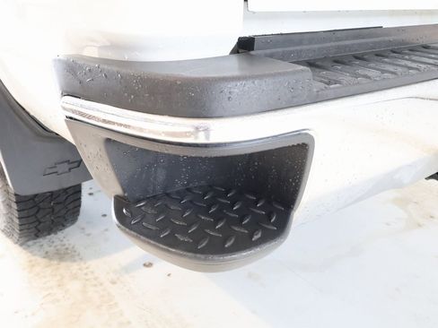 Used 2015 Chevrolet Silverado 2500 LT w/ LT Convenience Package image 28