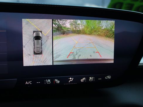 Certified 2026 Buick Enclave Avenir w/ Super Cruise Package image 21