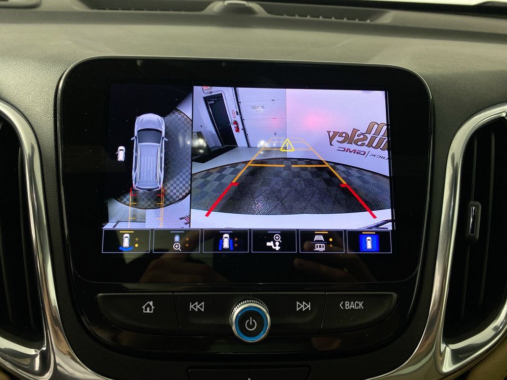 Certified 2022 Chevrolet Equinox Premier AWD/4WD image 17