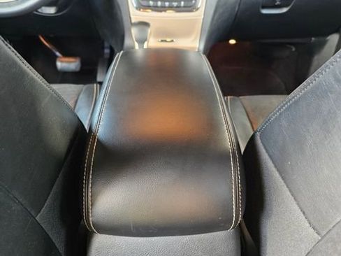 Used 2017 Jeep Grand Cherokee Limited w/ Luxury Group II RWD image 36