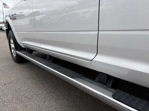 Used 2018 RAM 2500 Laramie w/ Snow Chief Group image 16