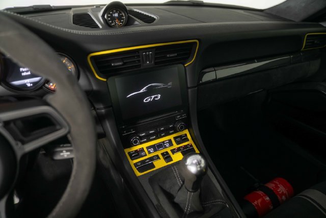 Used 2018 Porsche 911 GT3 RWD image 20