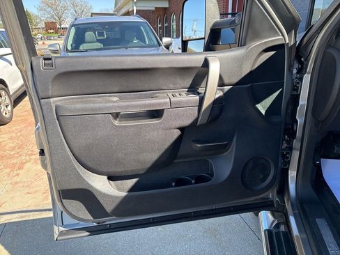 Used 2013 Chevrolet Silverado 3500 LT w/ Interior Plus Package AWD/4WD image 23