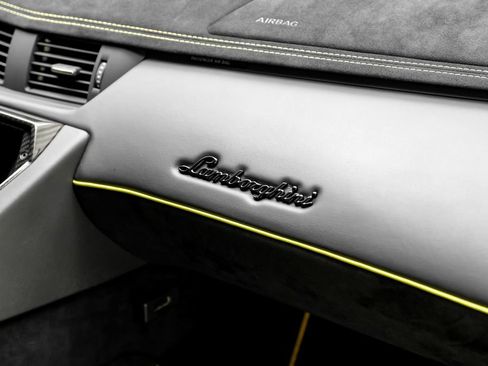 Used 2017 Lamborghini Aventador LP 750-4 Superveloce AWD/4WD image 24