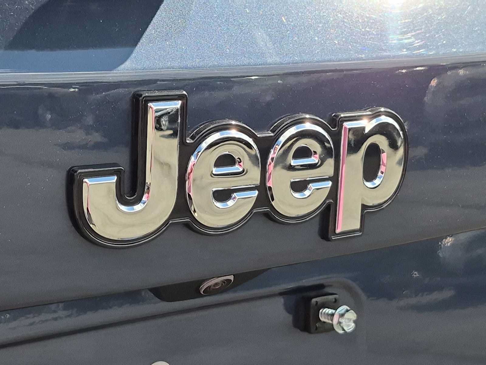 Used 2023 Jeep Renegade Latitude w/ Premium Group AWD/4WD image 12