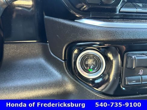 Used 2025 Chevrolet Silverado 2500 LT w/ Safety Package AWD/4WD image 16
