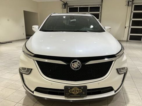 Certified 2022 Buick Enclave Essence w/ Experience Buick Package FWD image 8