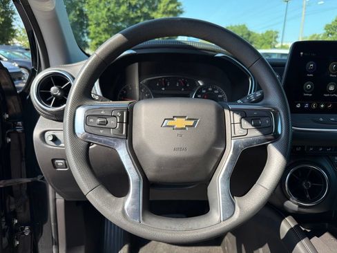 Used 2024 Chevrolet Blazer LT w/ Convenience Package FWD image 16