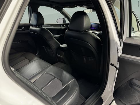 Used 2023 Kia K5 GT-Line image 14