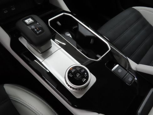 New 2026 Mitsubishi Outlander SE AWD/4WD image 15