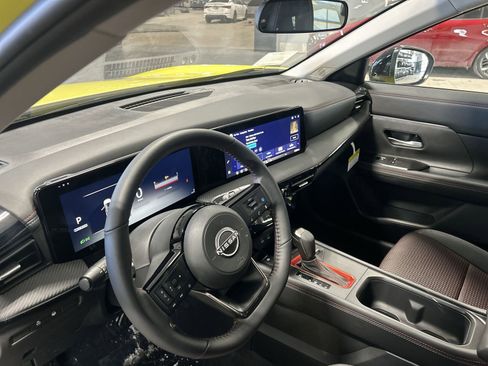 New 2026 Nissan Kicks SR w/ SR Premium Package image 2