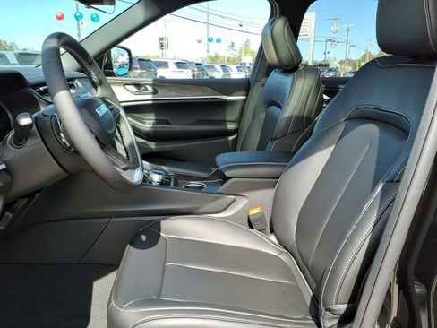 New 2026 Jeep Grand Cherokee L Limited AWD/4WD image 7