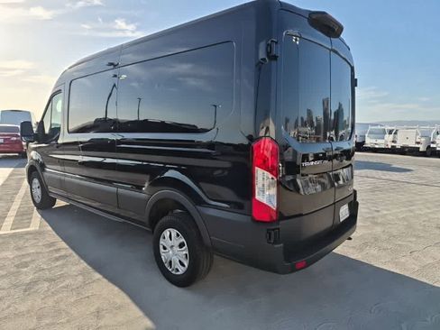 Used 2025 Ford Transit 250 148 Medium Roof RWD image 3