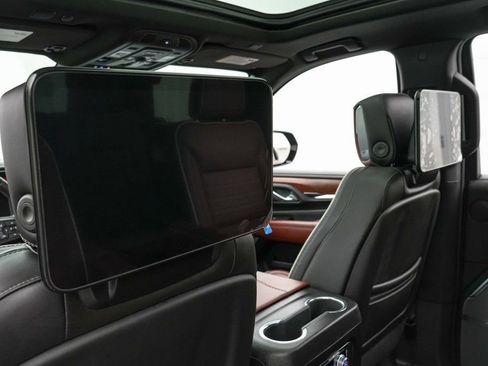 Used 2024 GMC Yukon Denali Ultimate image 21
