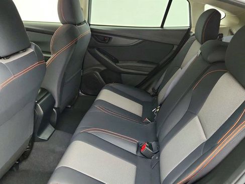 Used 2022 Subaru Crosstrek 2.0i Premium w/ Moonroof Package image 21