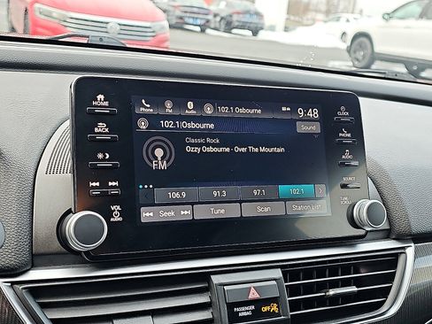 Used 2018 Honda Accord Sport image 16