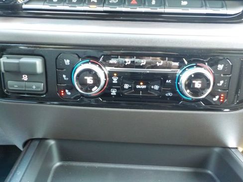 New 2026 GMC Sierra 2500 SLT w/ SLT Premium Package image 43