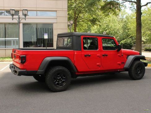 Used 2020 Jeep Gladiator Sport AWD/4WD image 7