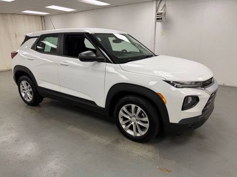 Used 2021 Chevrolet TrailBlazer LS FWD image 6