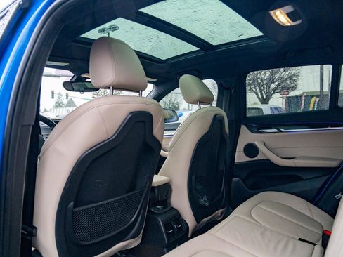 Used 2018 BMW X2 xDrive28i w/ M SportX Package image 19